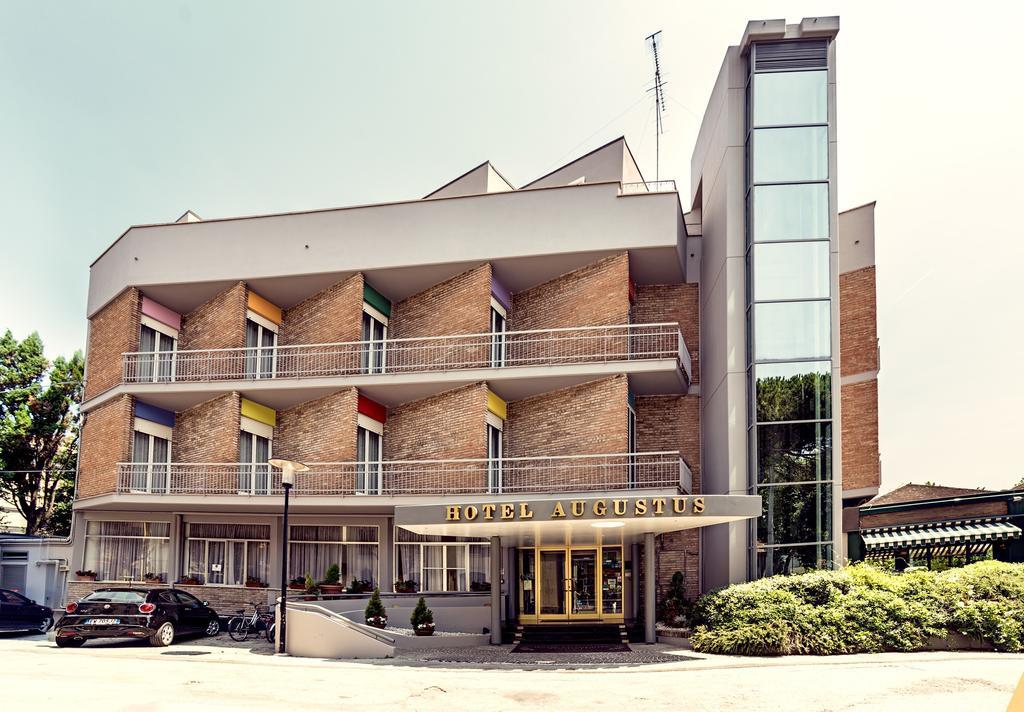 Hotel Augustus ファーノ エクステリア 写真